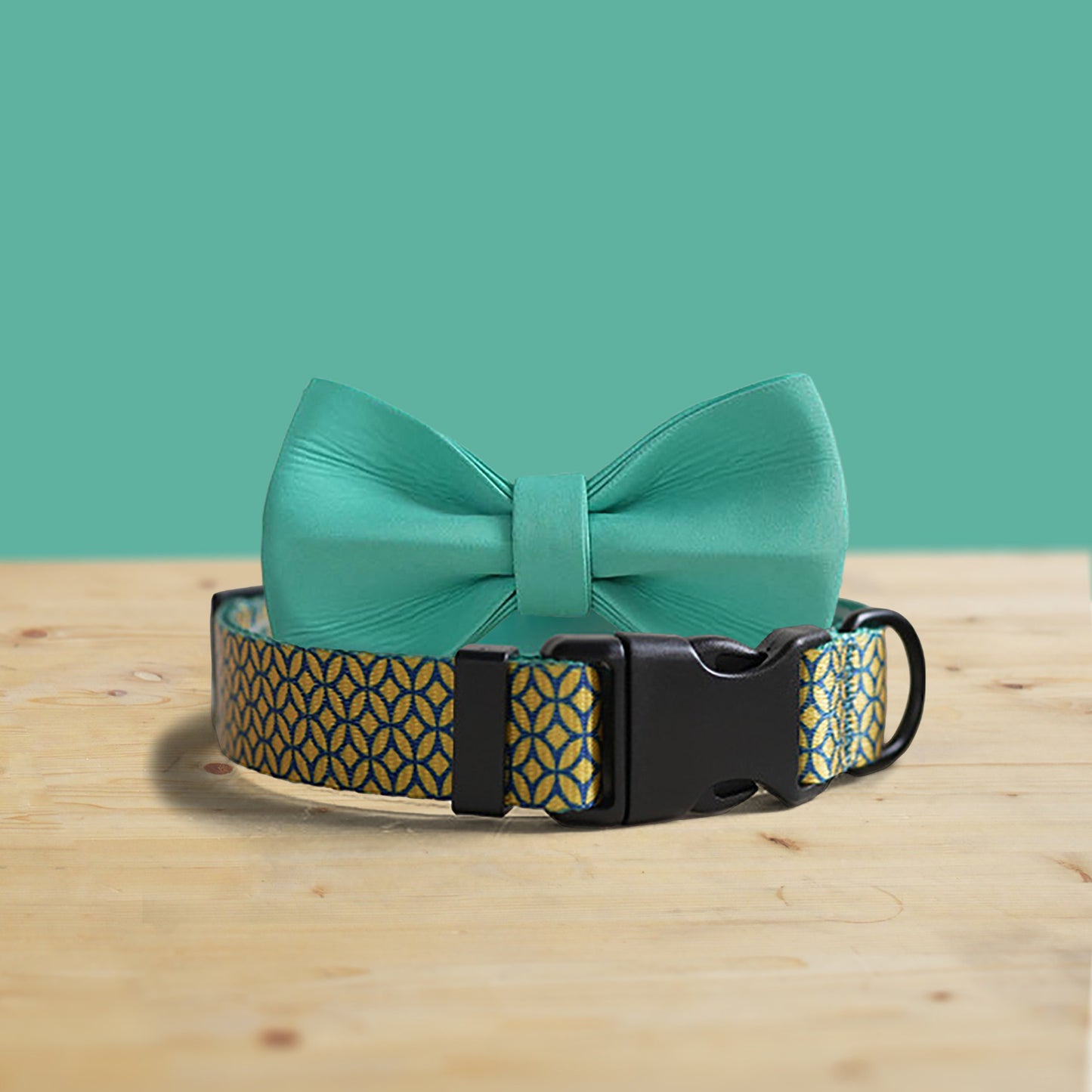 Personalized Dog Collar and Leash Set with Bowtie – Custom Engraved Name Buckle